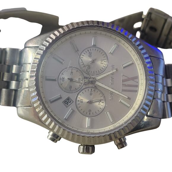 Michael Kors Men Lexington Watch Model MK-8405 Original Band New Battery Classic - Picture 4 of 9